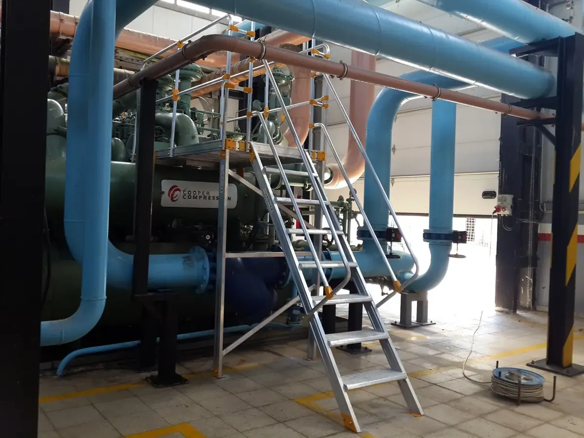 Platformă de acces pentru rezervoare, silozuri și HVAC — imaginea 7