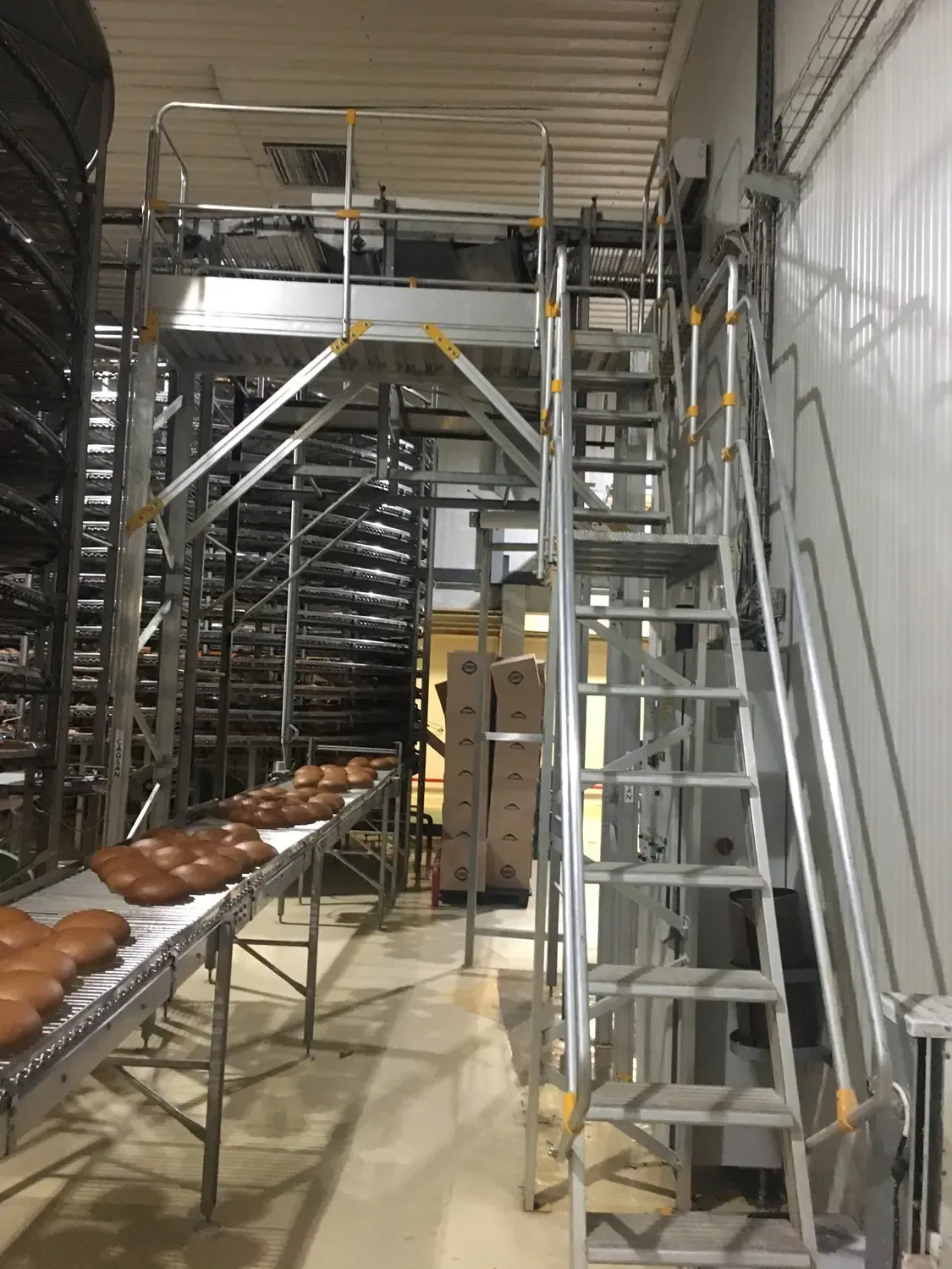 Platformă de acces pentru rezervoare, silozuri și HVAC — imaginea 10