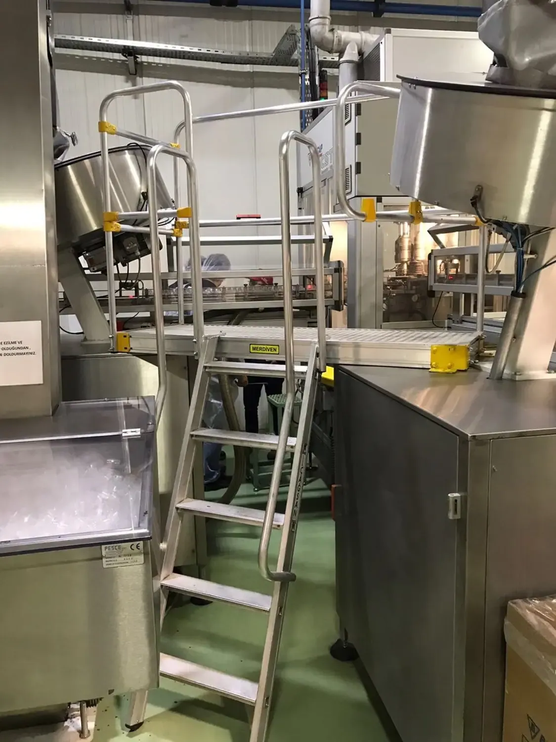 Platformă de acces pentru rezervoare, silozuri și HVAC — imaginea 14