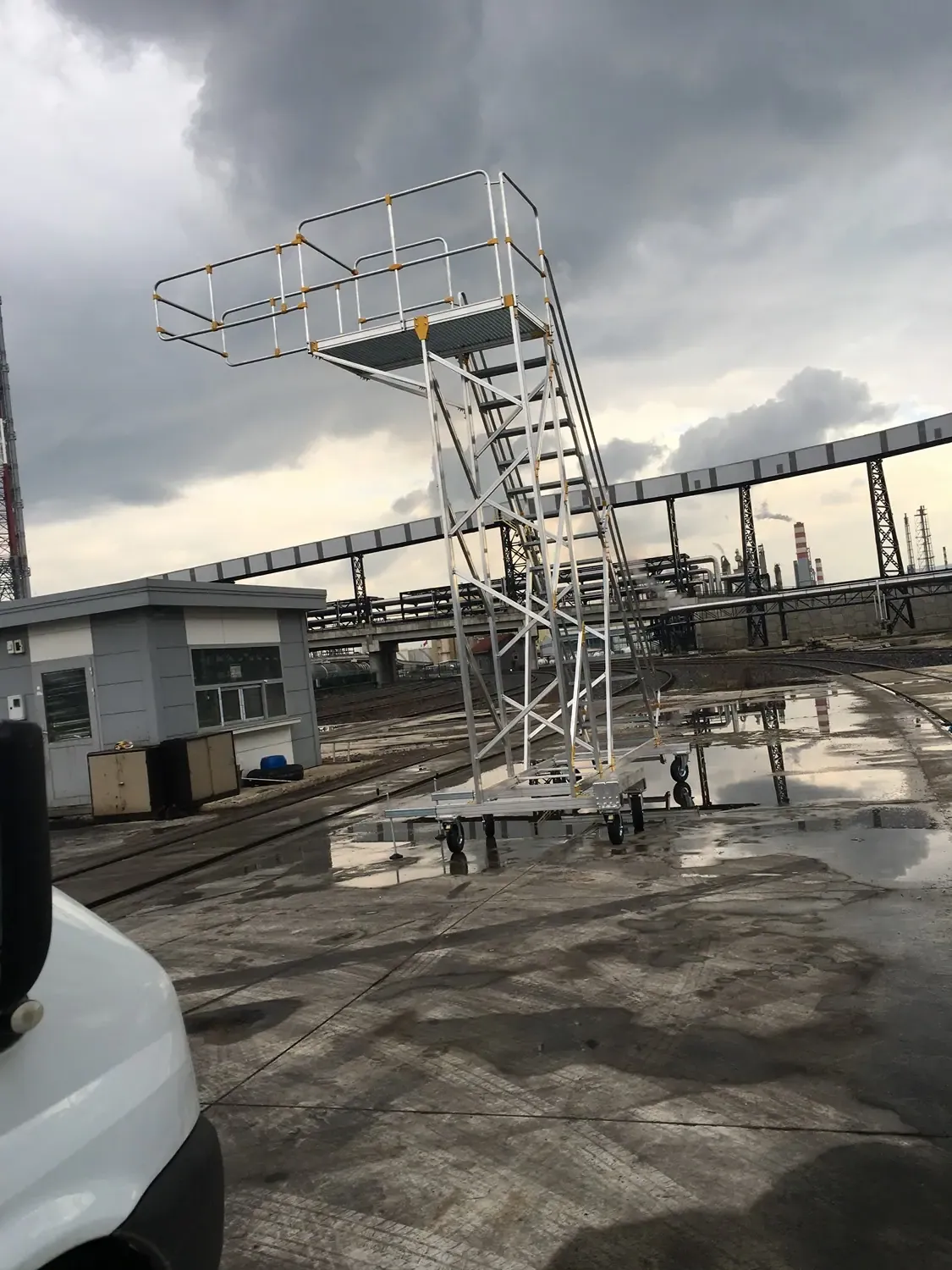 Platformă mobilă și reglabilă industrială — imaginea 33