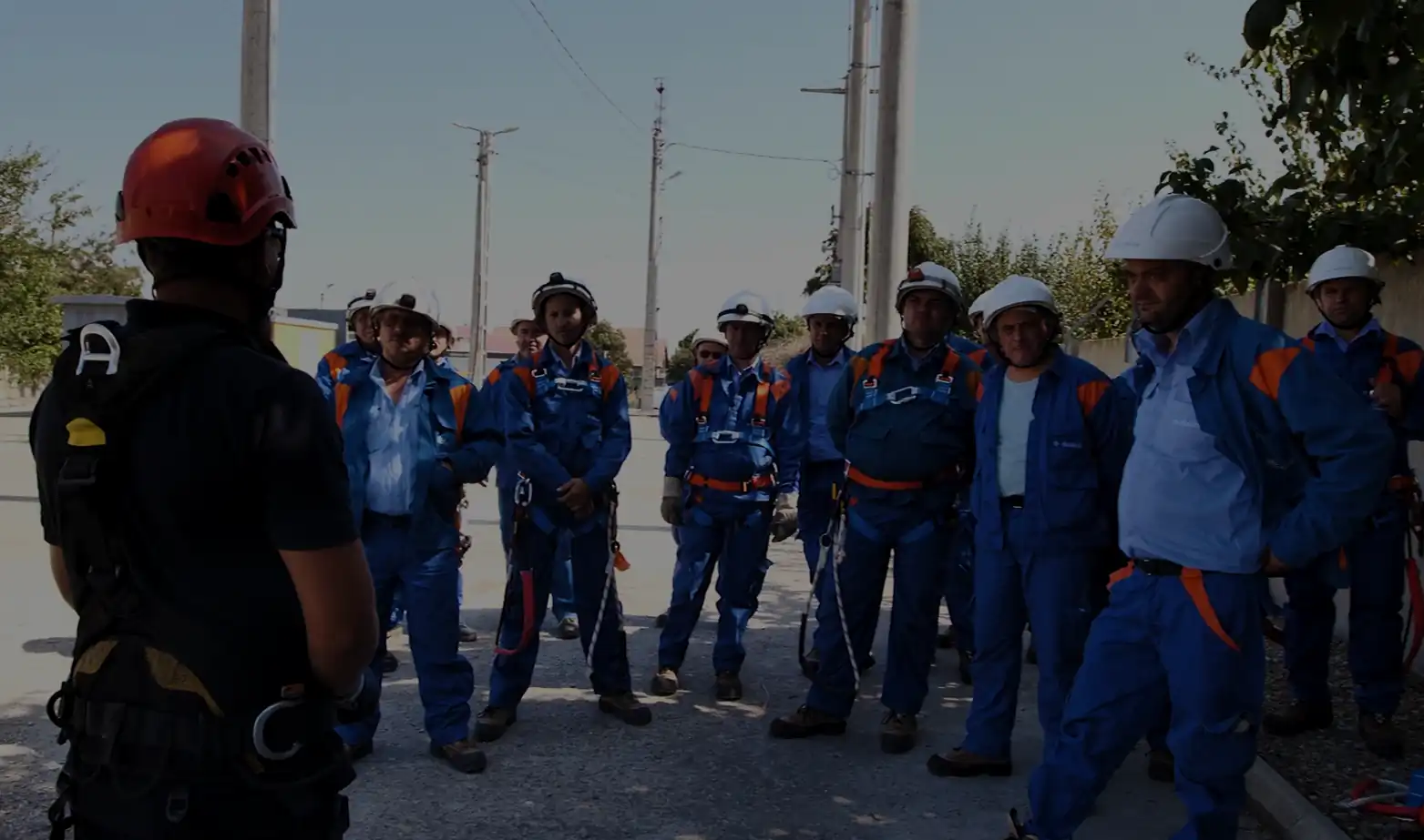 Colaborarea dintre Safety Academy si E-Distributie pentru instruirea angajatilor lucratori la inaltime